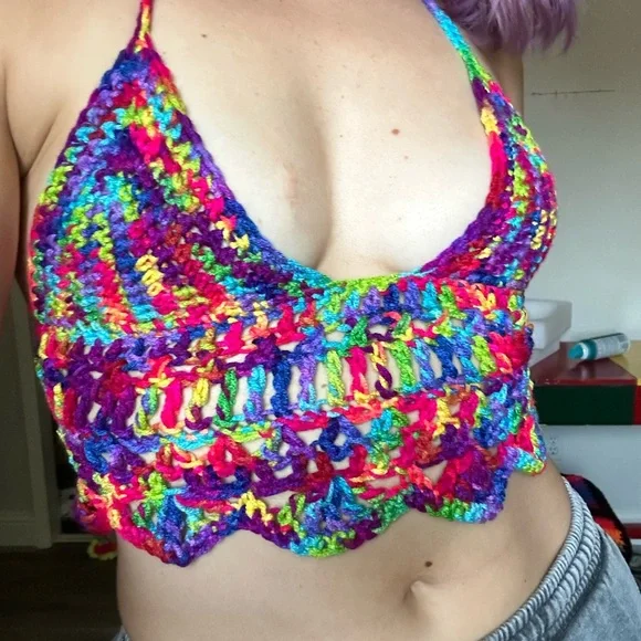 Crochet rainbow top + matching bandana - Picture 1 of 2